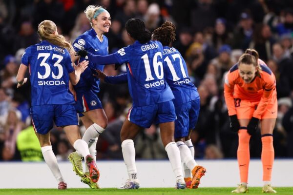 Ellie Carpenter Shines as Chelsea's Star Against Barcelona: The Key to Their UWCL Aspirationsn