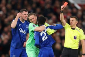 Everton's Moyes Addresses Gueye-Keane Clash: 'It's Like Watching My Players Battle It Out'n