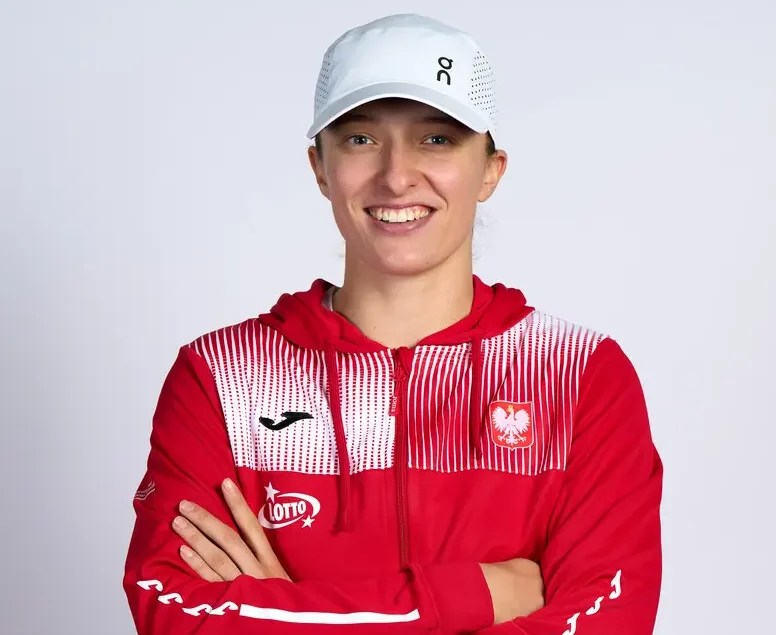 London | Swiatek Powers Poland to Comfortable Victory, While Turkiye Shocks Germany in BJK Cup Play-Offs