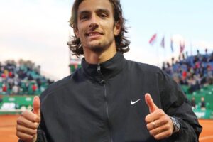 Lorenzo Musetti Exits Davis Cup Quarterfinals - 10sBalls.com • TennisBalls.com