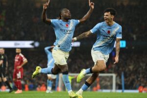 Man City Piles on the Pressure for Struggling Liverpool, Lewandowski Shines at Barcelona, Arsenal's Defensive Woes Continue – This Week in Football!n