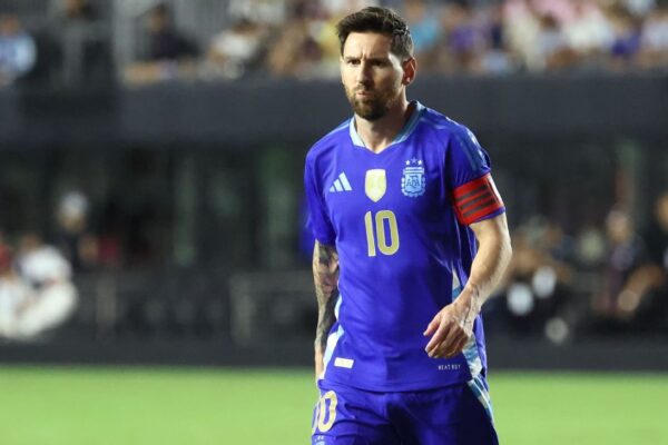 Messi Joins Argentina Squad as Miami Playoff Push Heats Up!n