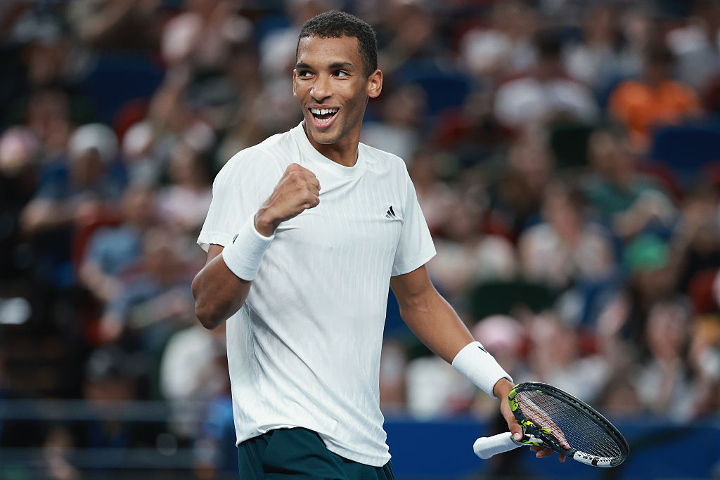 Paris Showdown: Sinner and Auger-Aliassime Set for Title Clash