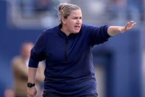 Reign Coach Harvey Revolutionizes Strategy with ChatGPT: A New Era in Team Tacticsn