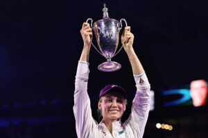 Rybakina Defeats Sabalenka to Secure WTA Finals Title and a Historic $5.235 Million Prize - 10sBalls.com & TennisBalls.com