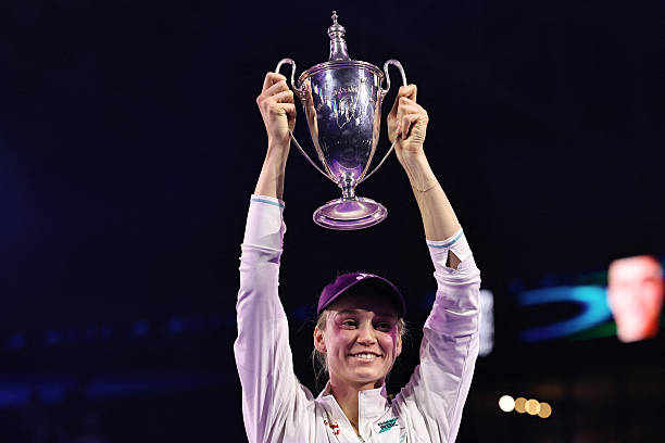 Rybakina Defeats Sabalenka to Secure WTA Finals Title and a Historic $5.235 Million Prize - 10sBalls.com & TennisBalls.com