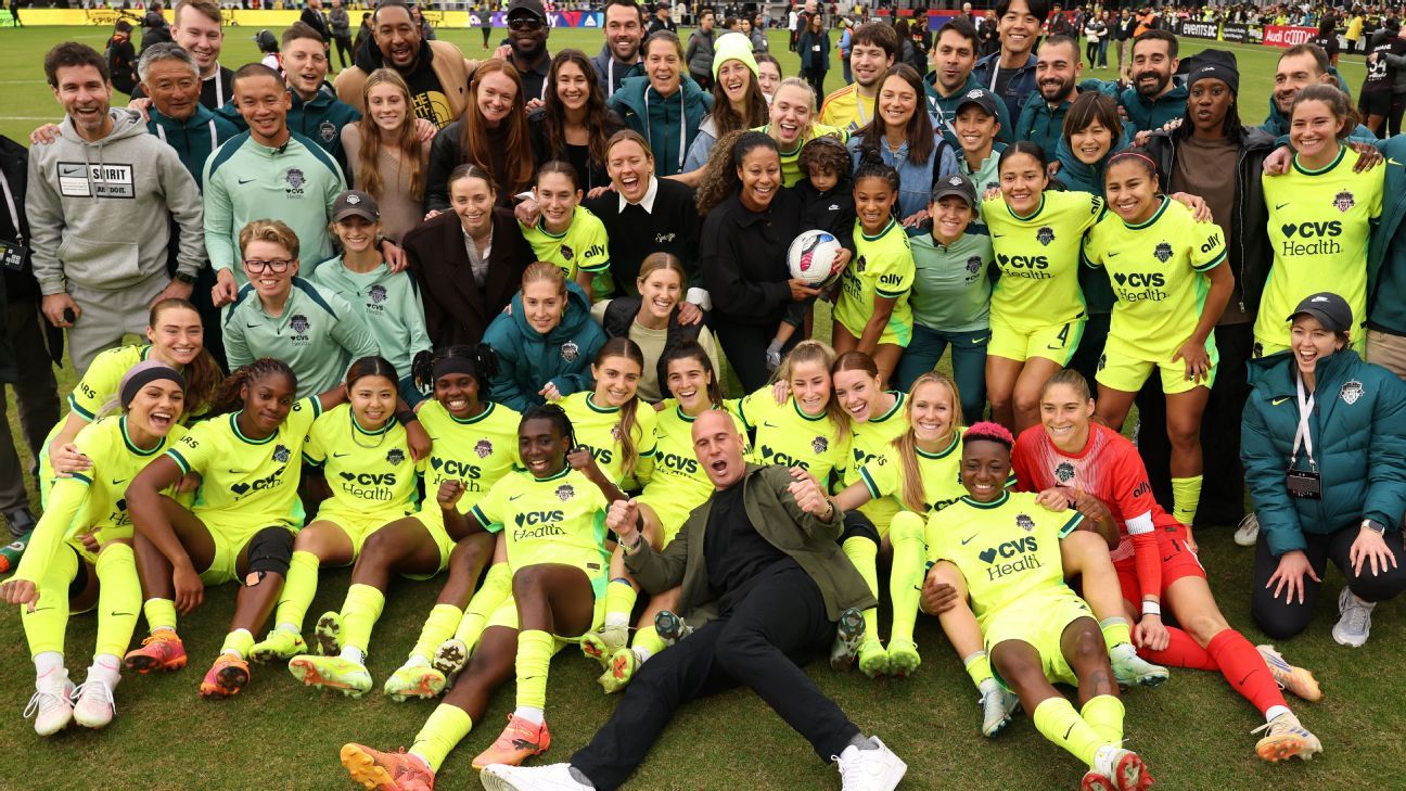 Spirit Surge Back to NWSL Final, Fueled by Rodman's Stellar Performance!n