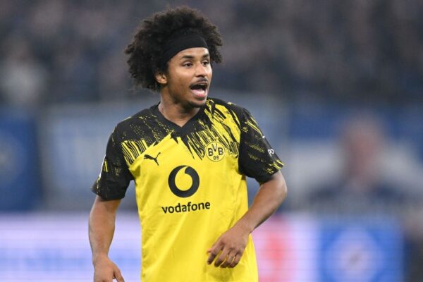 Transfer Buzz: Adeyemi Sets Sights on Arsenal Over Manchester United!n