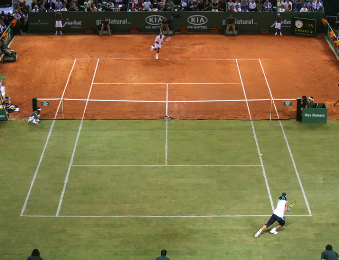Transitioning From Clay to Grass: The Influence of Court Surfaces on Playing Styles and Strategies - World Tennis Magazine