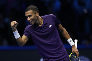 Turin: Auger-Aliassime Edges Zverev to Secure Semi-Final Berth