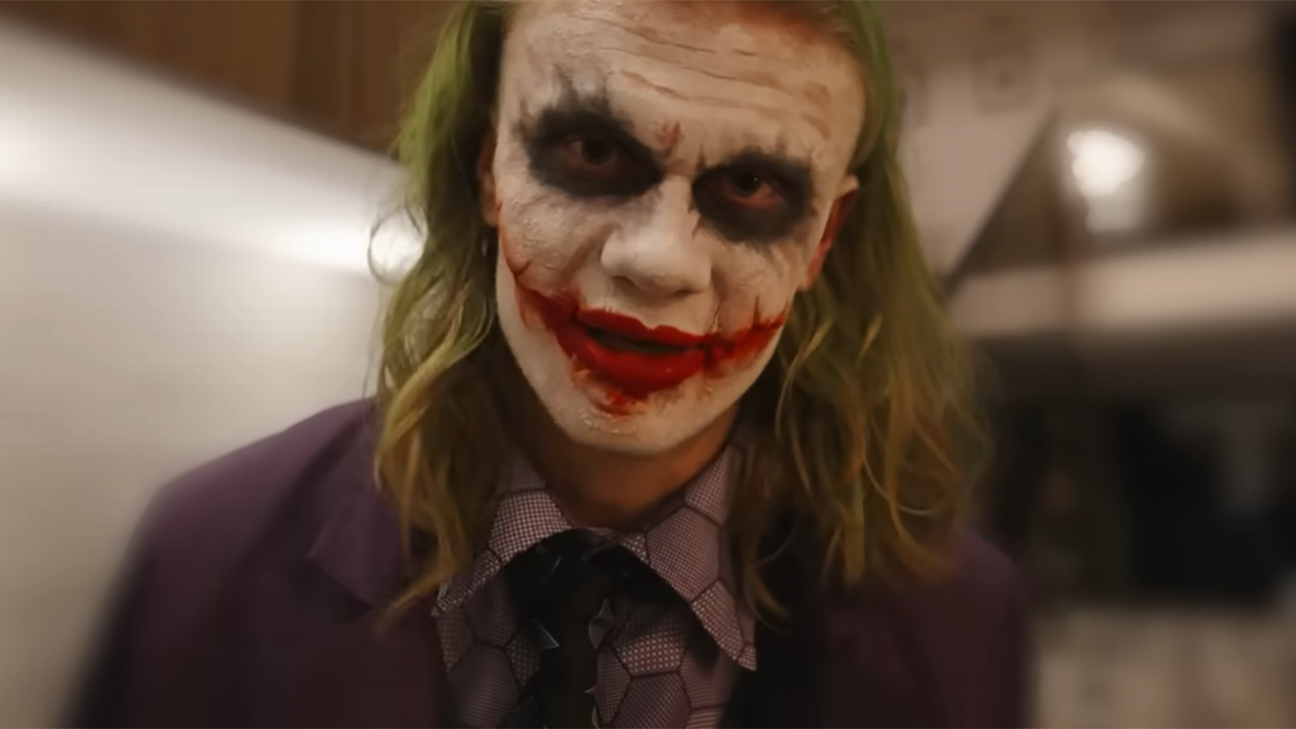 🎃 Erling Haaland Unleashes His Inner Joker, Leaving Local Fans Thrilled and Terrified!n