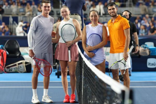 Alcaraz and Top Tennis Stars Shine in Exhibition Event at Marlins Park