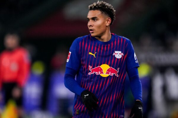 Barcelona Sets Sights on Rising Star Nusa: Transfer Rumors Heat Up!n