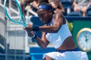 Comparing the Heights and Achievements of America's Top Tennis Players