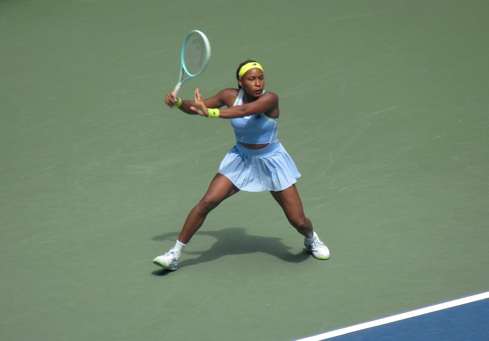 Australian Open: Gauff Overwhelmed by Svitolina, Smashes Racket in Frustration