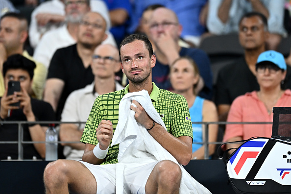 Brisbane: Medvedev Triumphs in Challenging Quarterfinal Battle