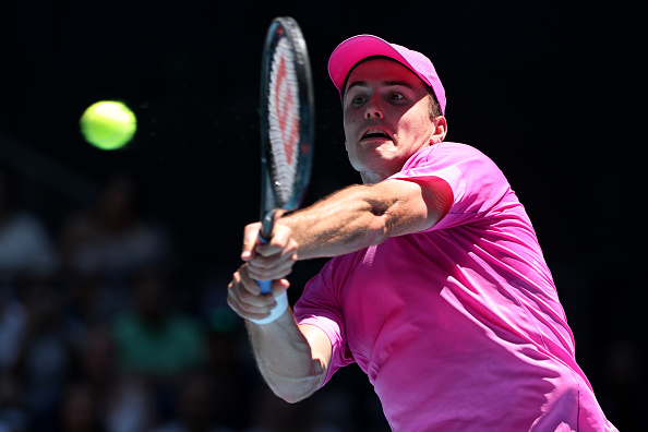 Melbourne: Fery Kicks Off British Contenders' Challenge