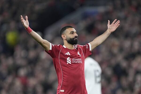 Mo Salah's Brilliant Free-Kick Seals Liverpool's Victory Against Qarabag!n