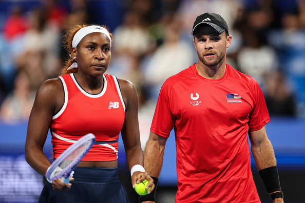 Perth: USA and Greece Advance to Knockout Round