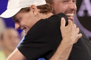 The Australian Open's '1-Point Slam': An Event of Flawed Tennis Yet Captivating Drama and Enjoyment