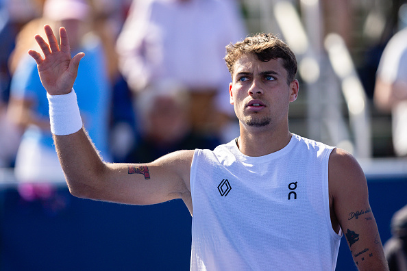 Acapulco: Cobolli Emerges as Top Contender for Title