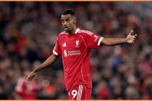 Alexander Isak's Injury Status: What Fans Need to Know!n