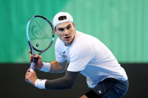 Draper Makes Promising Comeback in Dubai