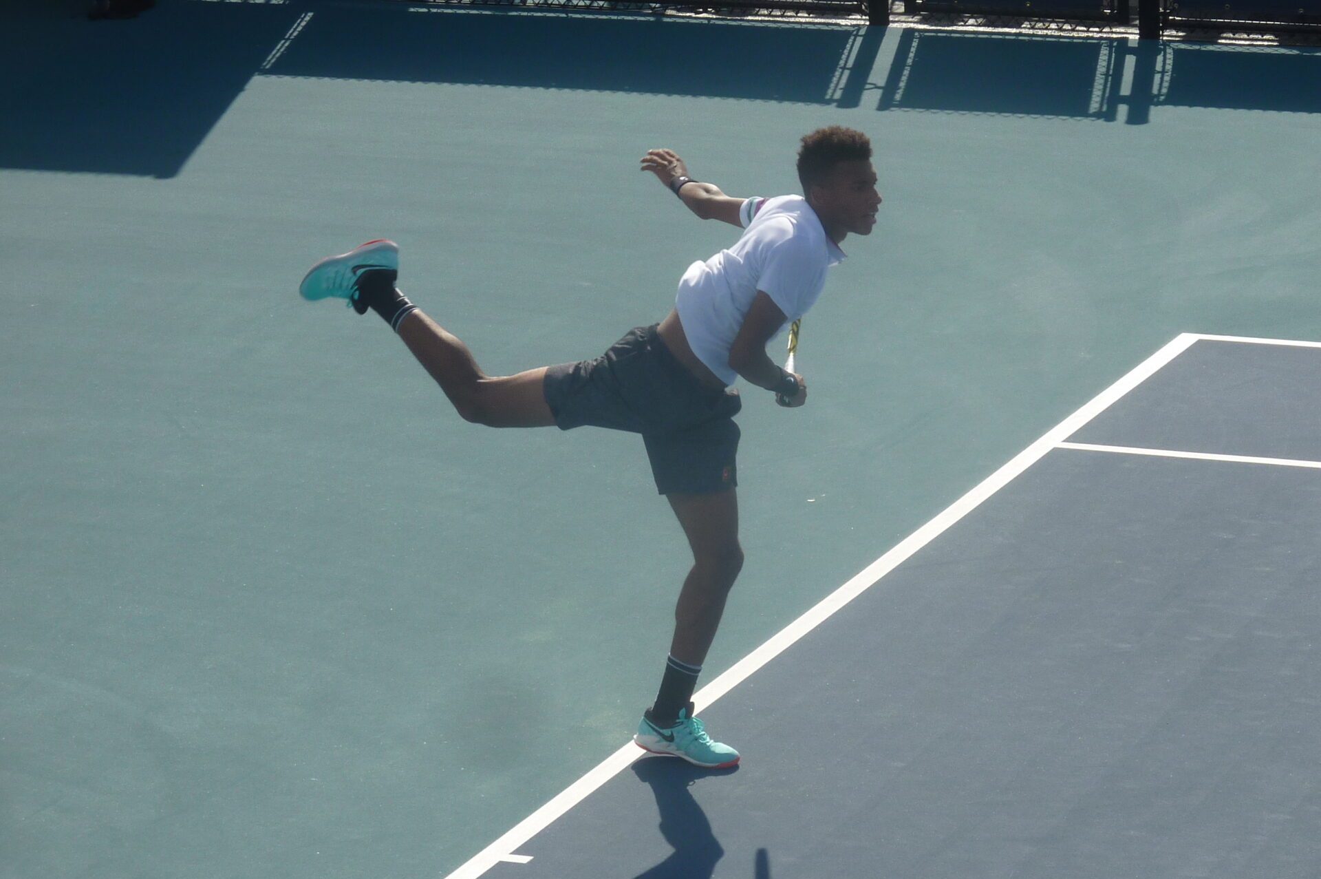 Dubai Showdown: Auger-Aliassime Takes on Medvedev, Rublev Battles Griekspoor