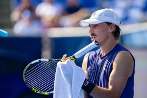 Kypson Triumphs Over De Minaur in Acapulco, Joined on the Sidelines by Ruud