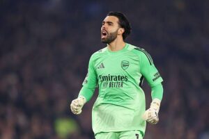 David Raya Charms Young Arsenal Fan with Thoughtful Gesture Following Brighton Victoryn