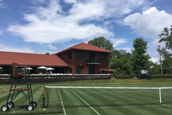 Elevate Your Tennis Club's Identity: Five Strategies for Custom Jerseys