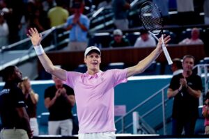 Jannik Sinner Set to Clash with Jiri Lehecka in Miami Open Men's Final