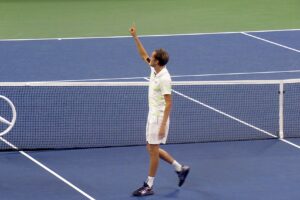 Medvedev Clinches Dubai Title After Opponent Withdraws from Final