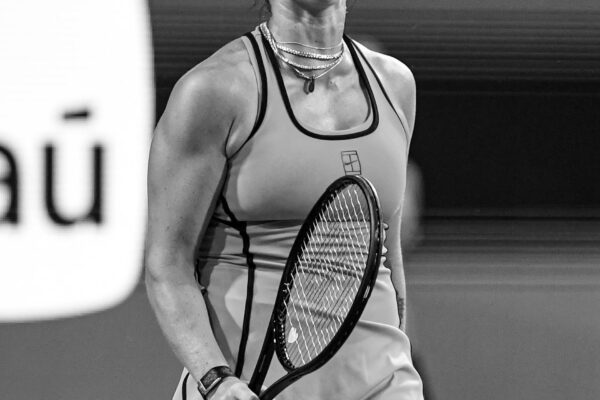 Sabalenka Triumphs at Miami Open to Secure Coveted "Sunshine Double