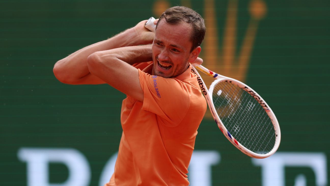 Medvedev Penalty Imposed for Racket Smash During Monte Carlo Masters