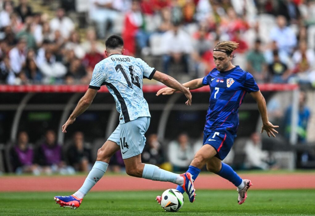 Premier League Powerhouses Chelsea, Liverpool, and Manchester United Set Their Sights on Goncalo Inacion