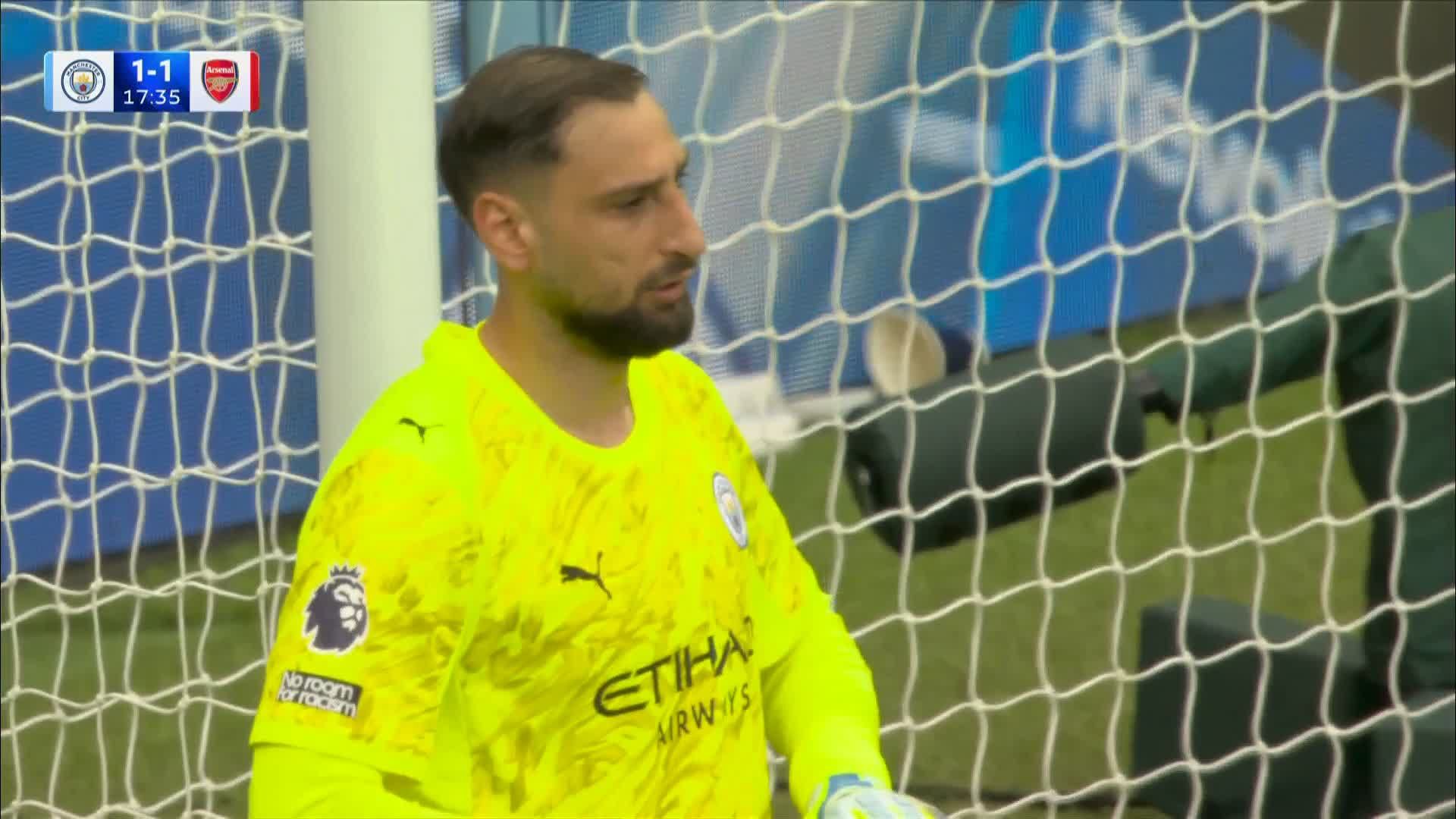 Watch: Havertz Capitalizes on Donnarumma's Mistake as Arsenal Immediately Responds Against Man City!n