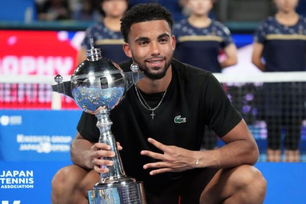 Arthur Fils Pulls Out of French Open Due to Hip Injury