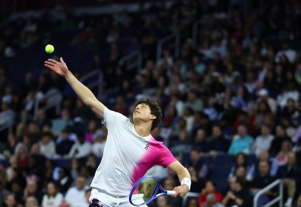 Hamburg Tennis Showdown: Cobolli Faces Buse, Shelton Takes on Altmaier