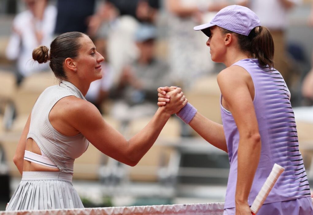 Marta Kostyuk Shocks Iga Swiatek, Eliminates Last Former French Open Champion