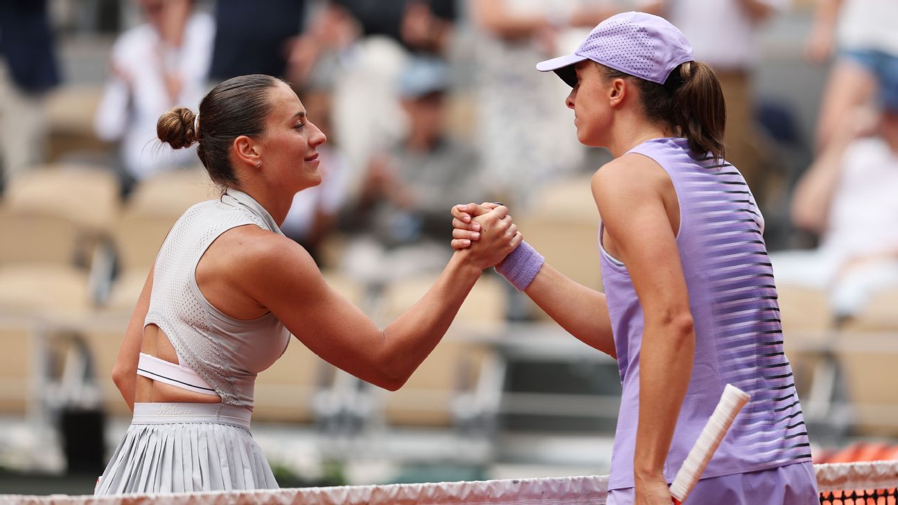 Marta Kostyuk Shocks Iga Swiatek, Eliminates Last Former French Open Champion