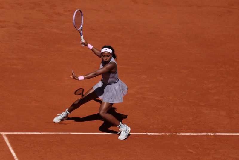 Potapova Shocks Defending Champion Gauff in Stunning Roland Garros Upset - 10sBalls.com • TennisBalls.com