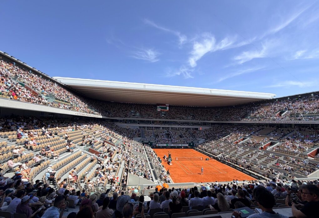Sinner Bows Out of French Open, Struggles Against Cerundolo in Sweltering Heat