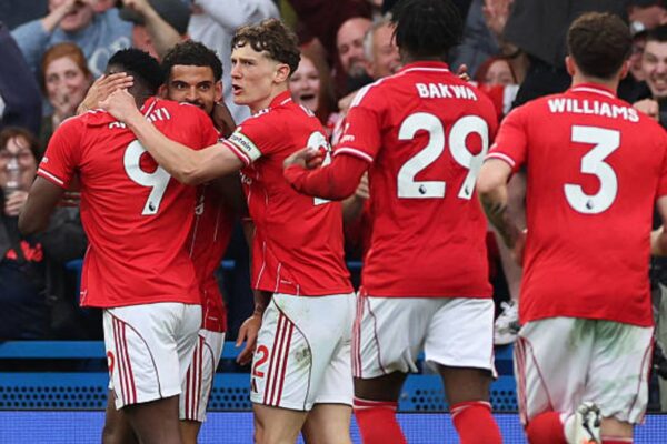 Stamford Bridge Erupts as Nottingham Forest Thrash Chelsea, Fans Taunt with 'Tottenham in Disguise' Chants!n